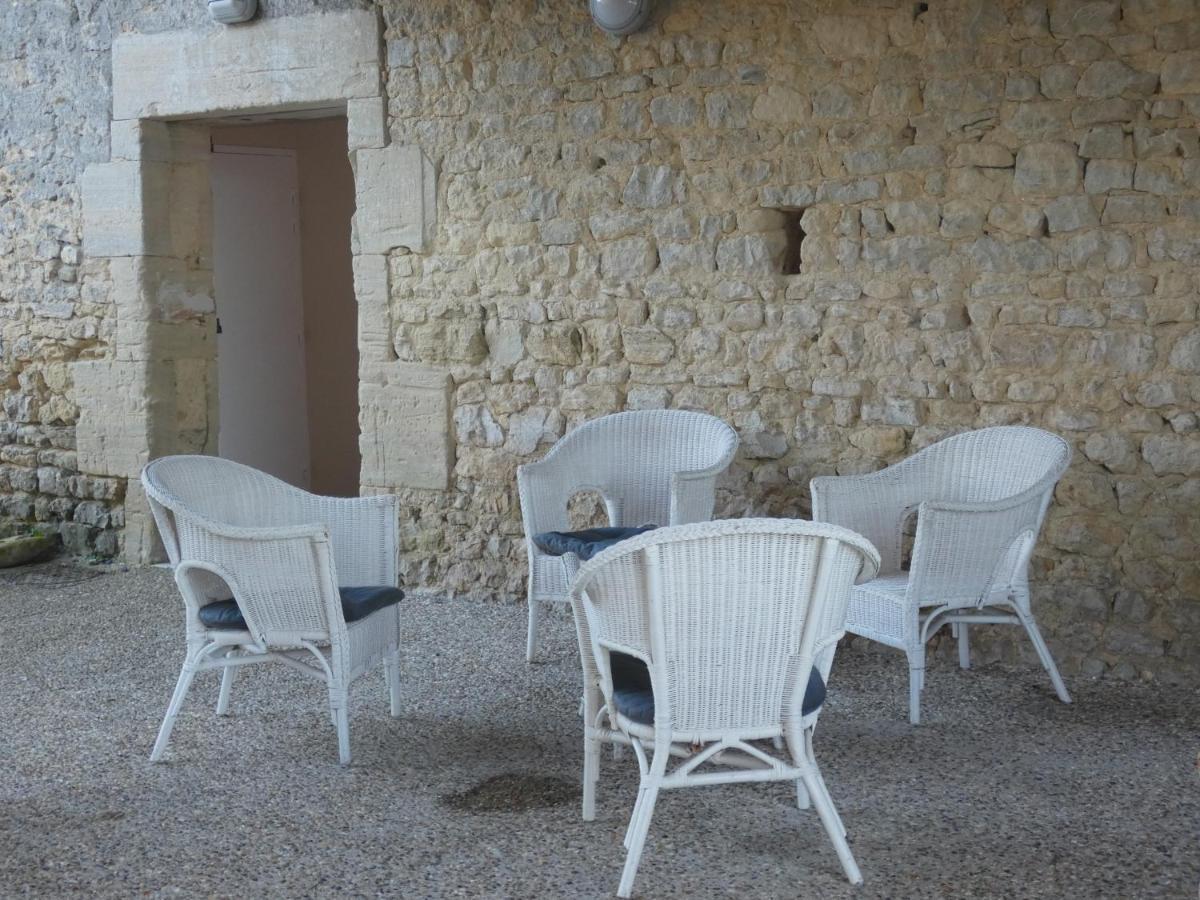 Hotel Restaurant Le Clos De L 'Ancien Pressoir Commes Exterior foto